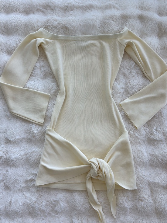 Tiger Mist Dresses & Skirts - Tiger Mist Cypress Mini Dress Cream Off-Shoulder Tie Front Detail